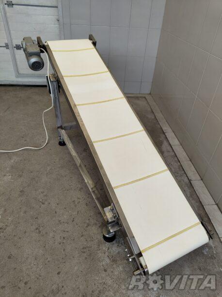 Hartmann Clip machine turntable conveyor ramp